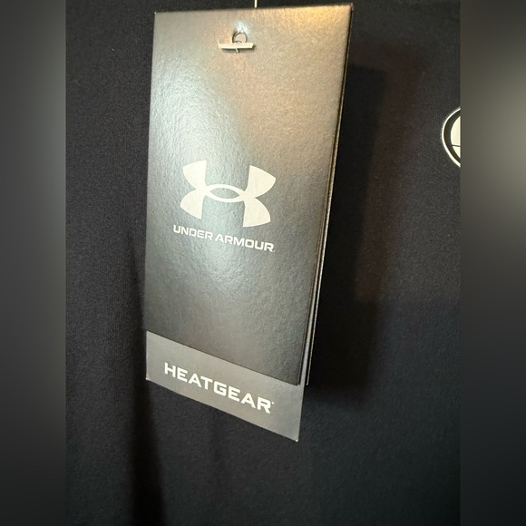 Under Armour Compression HeatGear Shirt and Pants - Picture 4 of 11